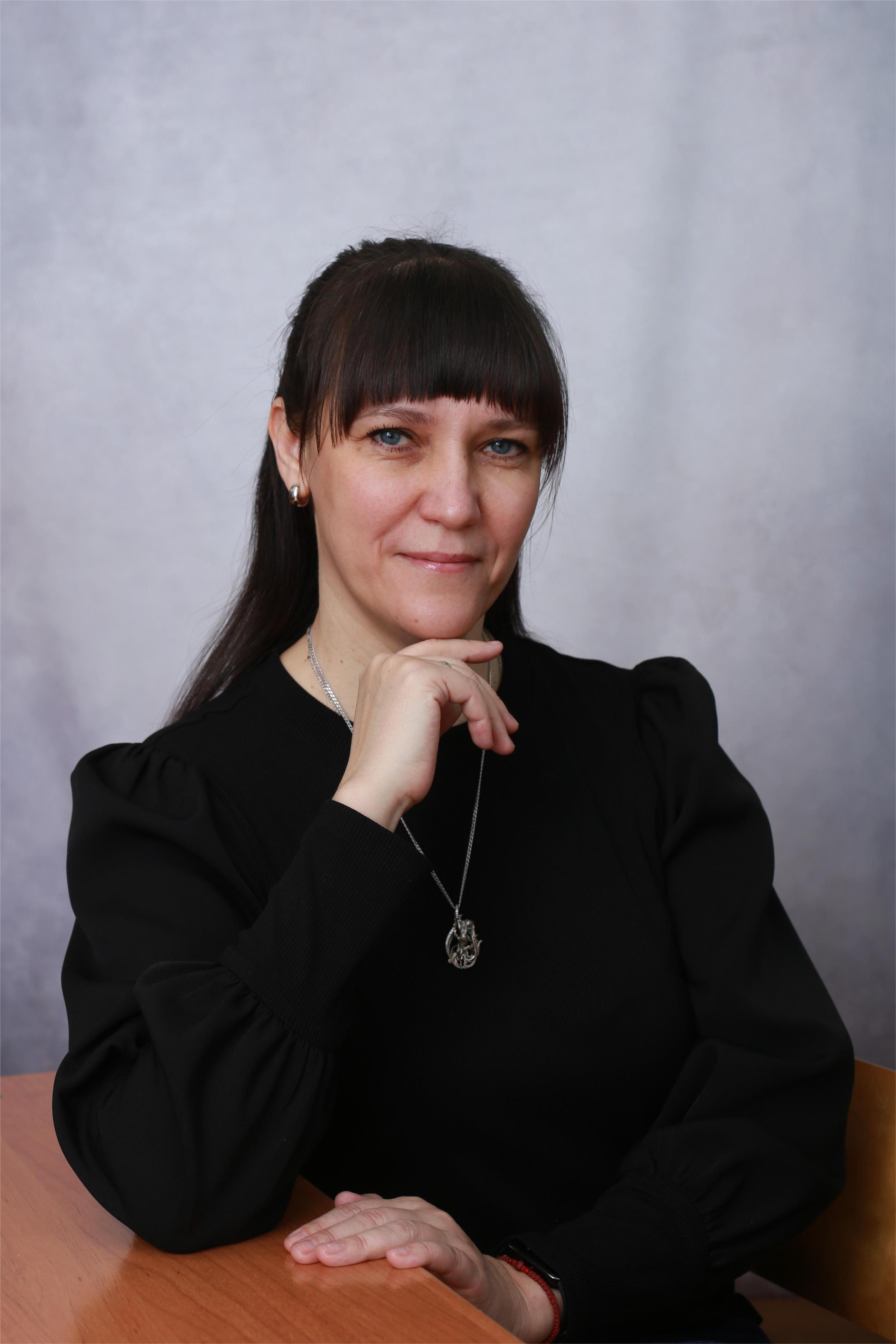 Репина Наталья Вениаминовна.